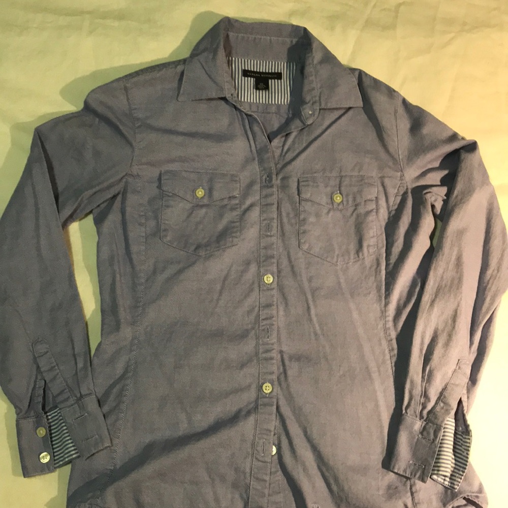 Blue Oxford Banana Republic Button Down - Size XS